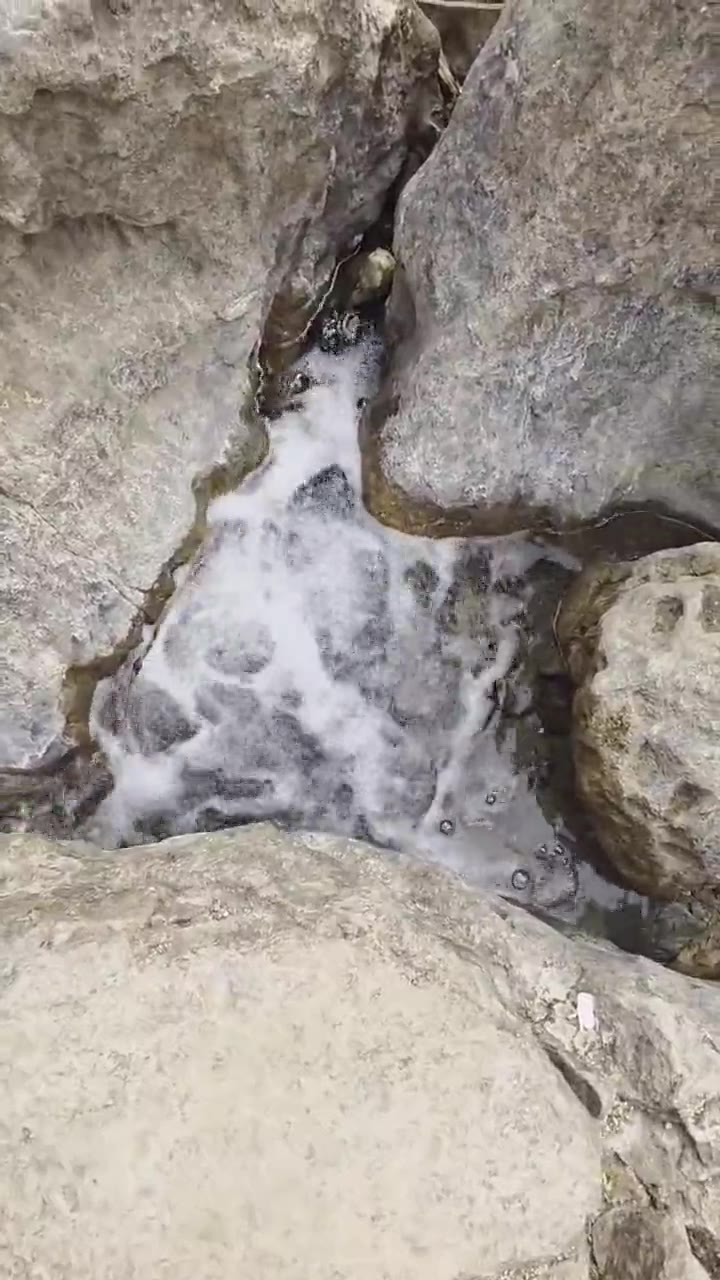 Hot pool / jacuzzi