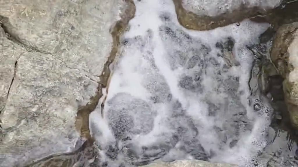 Hot pool / jacuzzi