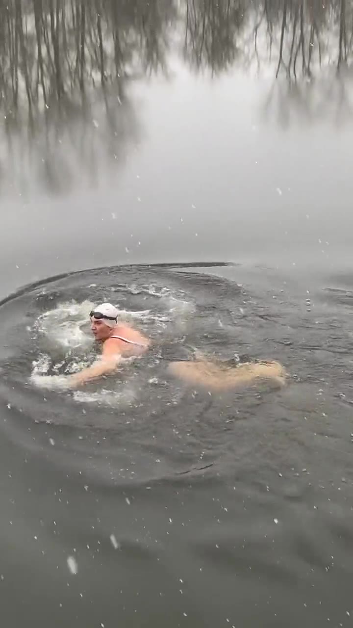 POV entry into the ice bath